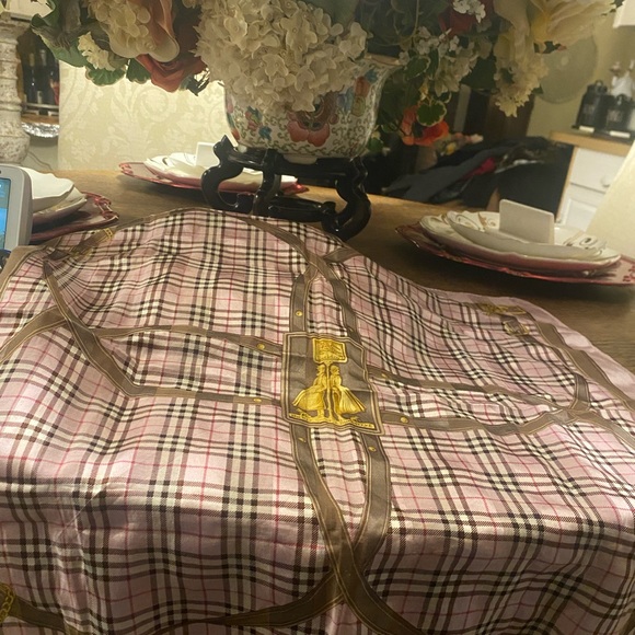 VINTAGE BURBERRY SILK SCRAF ECU - Picture 3 of 5